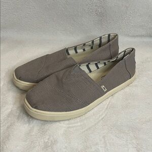 Toms Slip-On Canvas Shoes